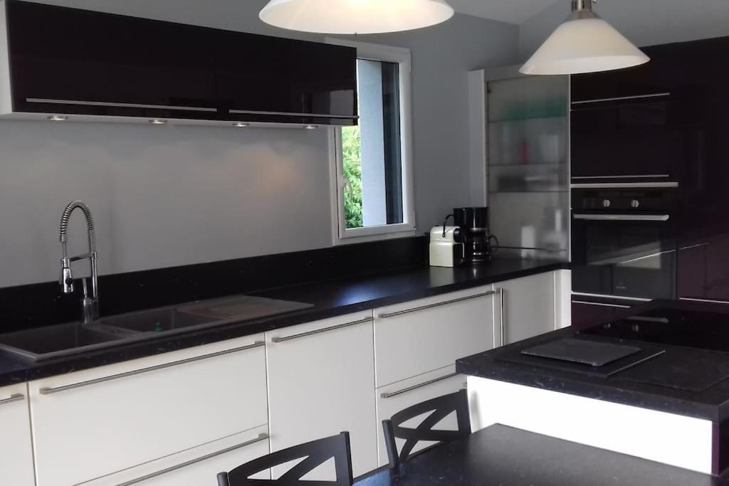 9 Pers 160 M² +Jardin- 10Mn Nantes -30Mn Mer บูกเนส์ ภายนอก รูปภาพ